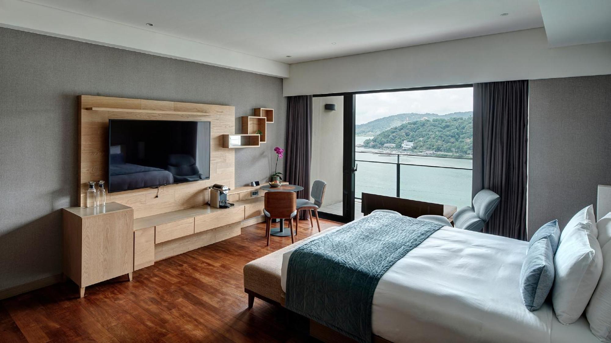 Fleur De Chine Hotel Yuchi Room photo Deluxe Ocean View Room