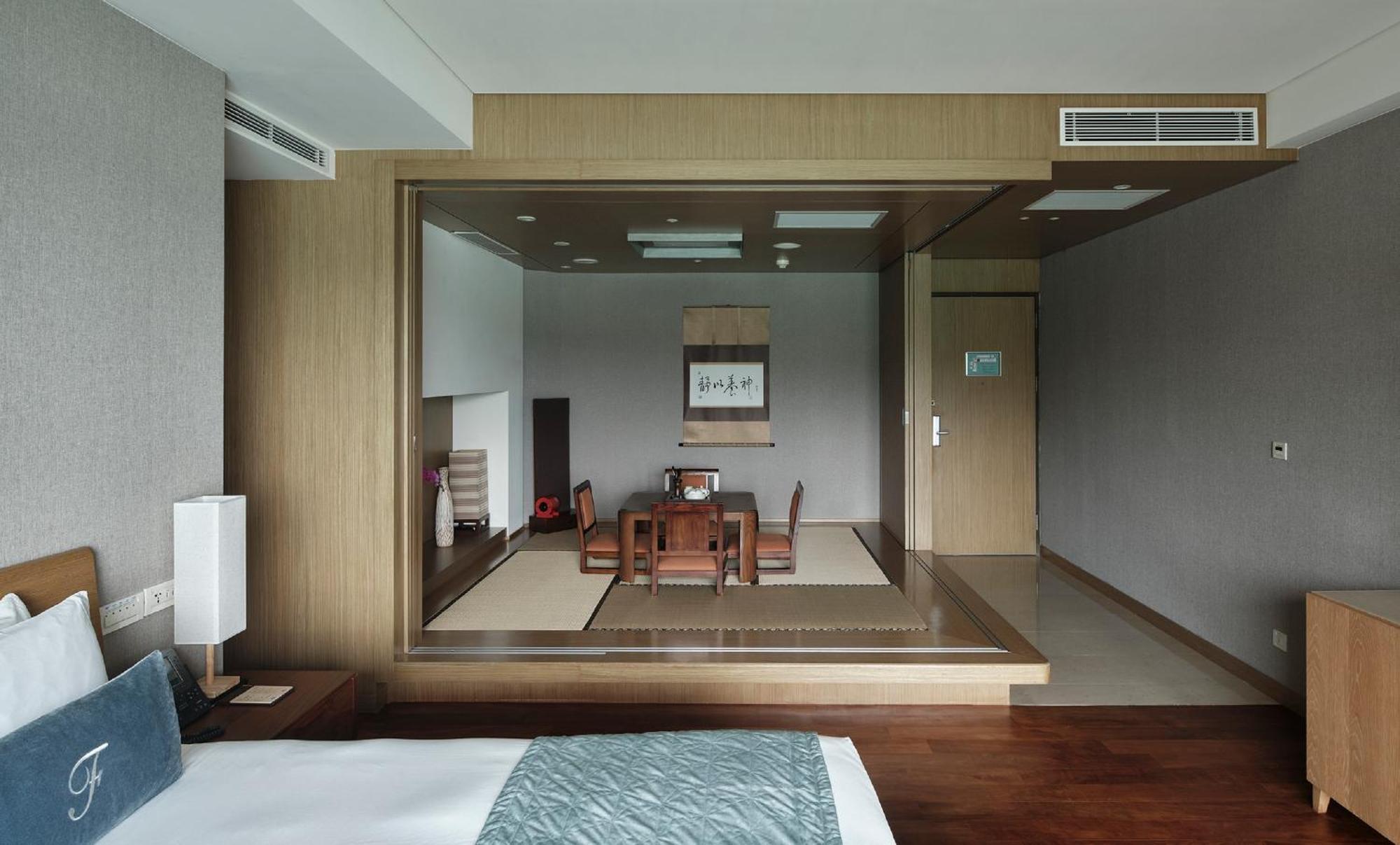 Fleur De Chine Hotel Yuchi Room photo A traditional Japanese room at the hotel