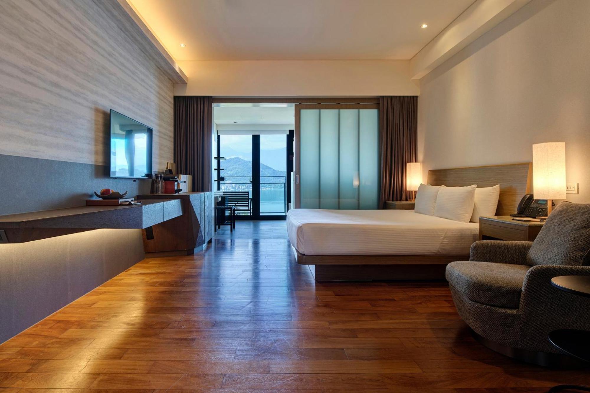 Fleur De Chine Hotel Yuchi Room photo Deluxe Ocean View Room