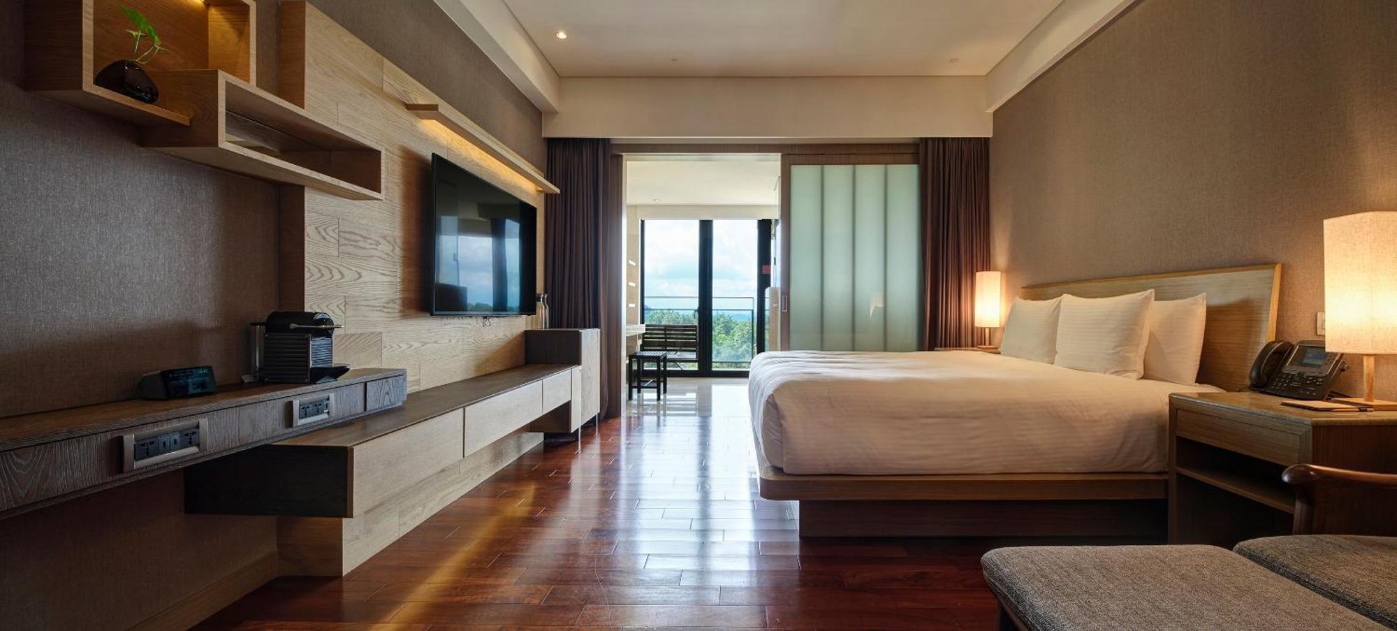 Fleur De Chine Hotel Yuchi Exterior photo Deluxe Ocean View Room
